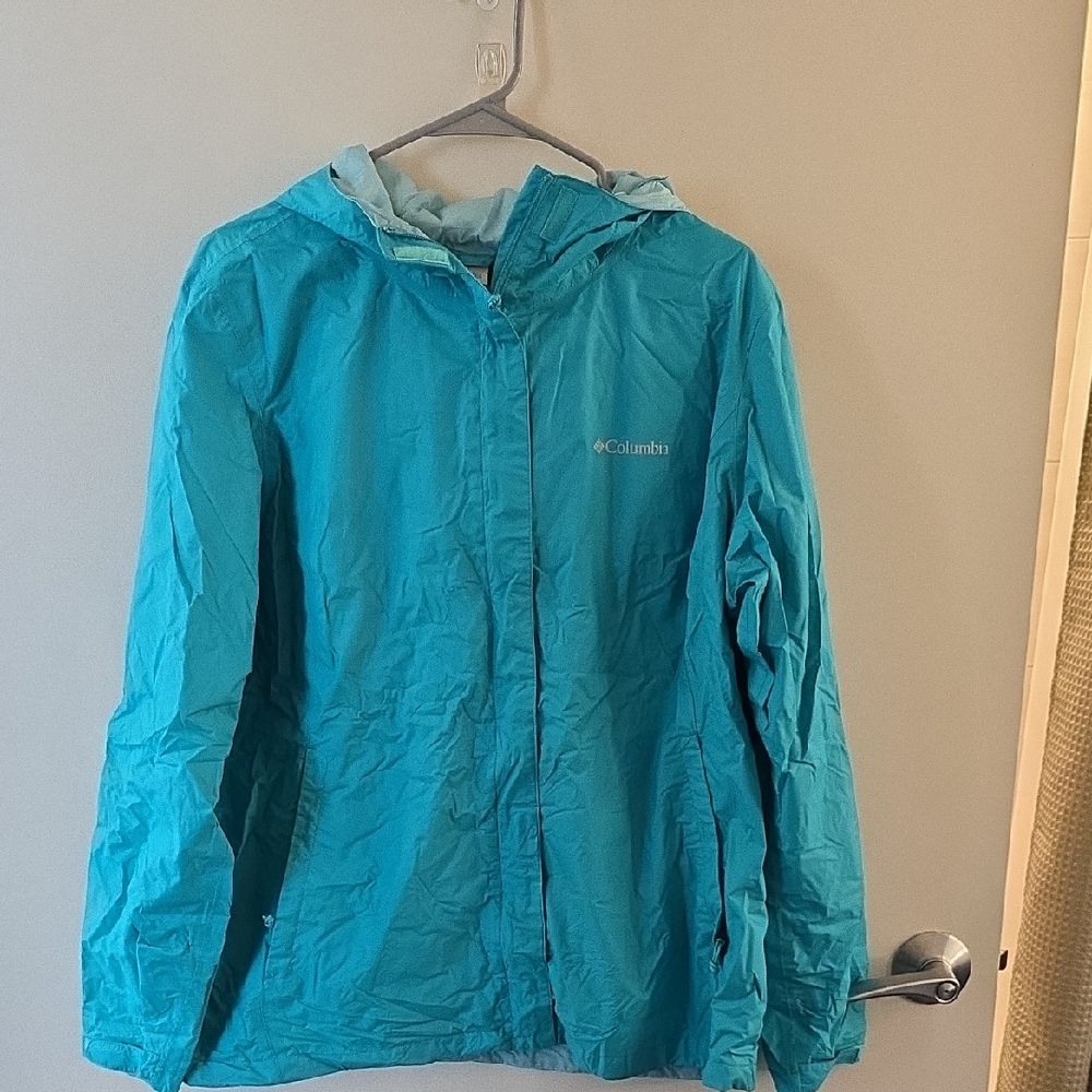 Columbia Aqua Hooded Windbreaker